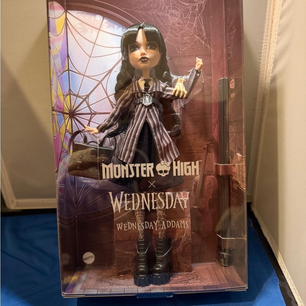 Monster High Wednesday Addams Doll Mattel Collector Edition NIB - Picture 5 of 13